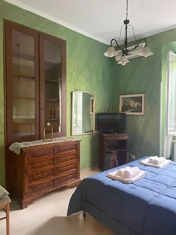Appartement Casa Con Giardino A Roma, 2 Camere, Ideale Per Famiglie, 15 Minuti Dal Colosseo, 5 Minuti Da Mirti
