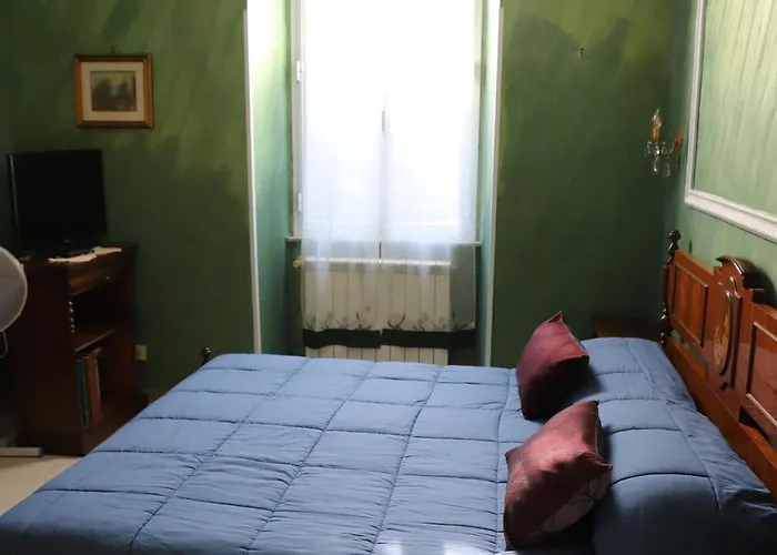 Appartement Casa Con Giardino A Roma, 2 Camere, Ideale Per Famiglie, 15 Minuti Dal Colosseo, 5 Minuti Da Mirti Rome