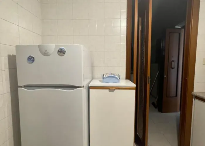 Appartement Casa Con Giardino A Roma, 2 Camere, Ideale Per Famiglie, 15 Minuti Dal Colosseo, 5 Minuti Da Mirti Rome