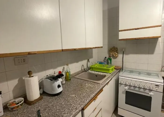 Appartement Casa Con Giardino A Roma, 2 Camere, Ideale Per Famiglie, 15 Minuti Dal Colosseo, 5 Minuti Da Mirti *